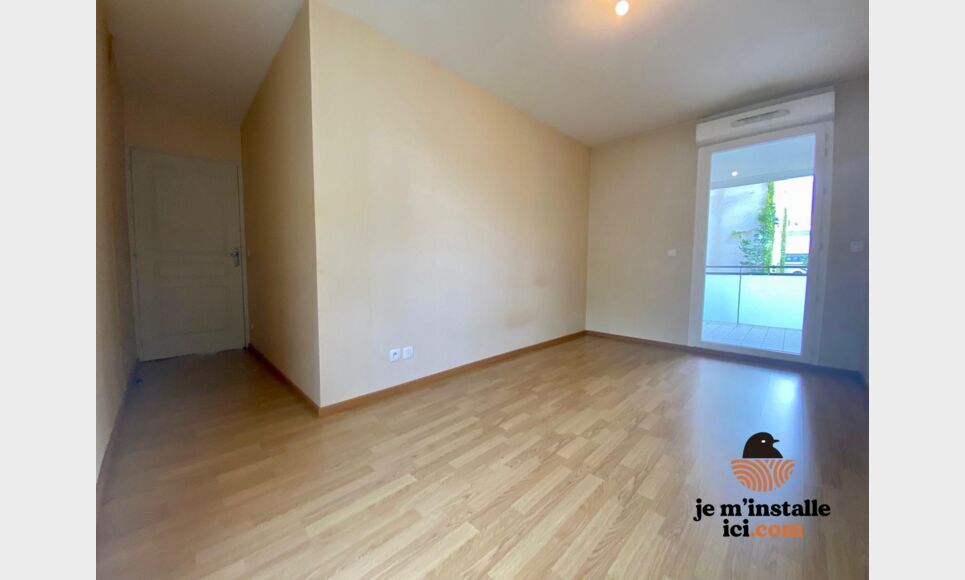 T3 de 66 m2 avec 2 terrasses + garage   Quartier Amp&egrave;re, Gre : Photo 8