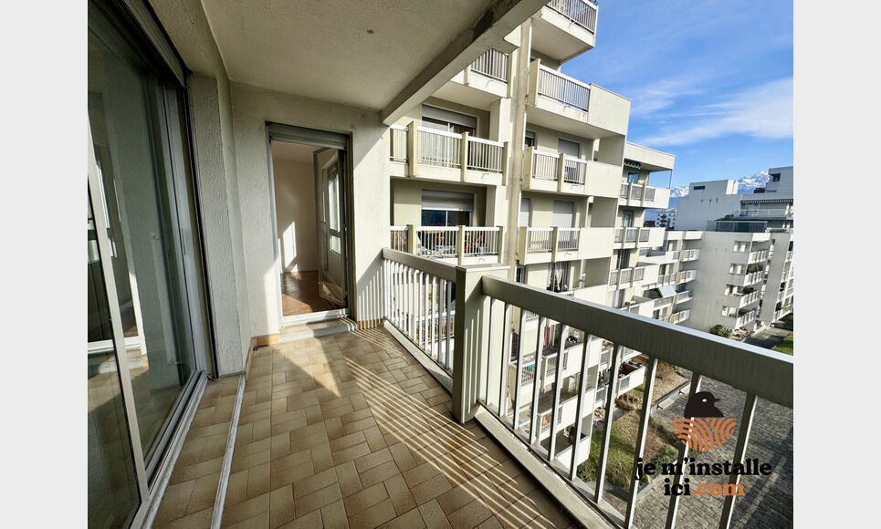 &Agrave; VENDRE   SUPERBE T3 AVEC CAVE & PARKING PRIVE DANS LA RESI