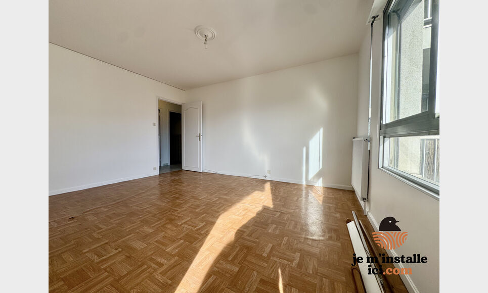 &Agrave; VENDRE   SUPERBE T3 AVEC GARAGE, CAVE & PARKING PRIVE DANS : Photo 5