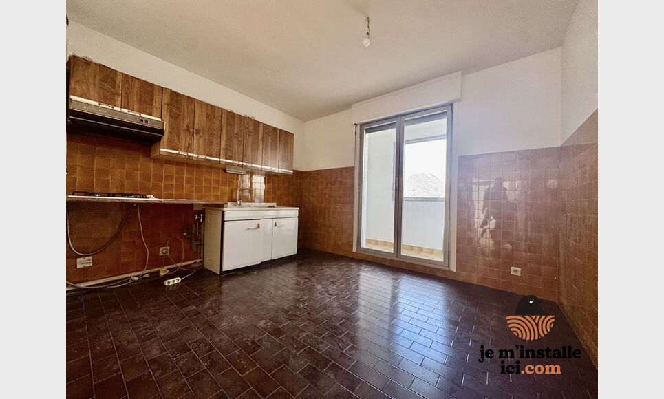 &Agrave; VENDRE   SUPERBE T3 AVEC GARAGE, CAVE & PARKING PRIVE DANS : Photo 7