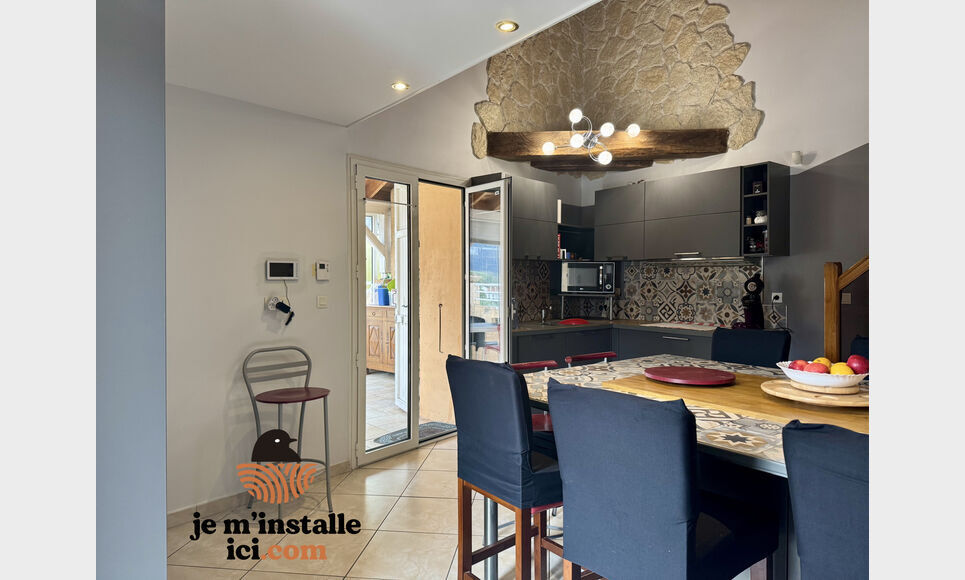 Ancienne b&acirc;tisse r&eacute;habilit&eacute;e   Voreppe : Photo 4