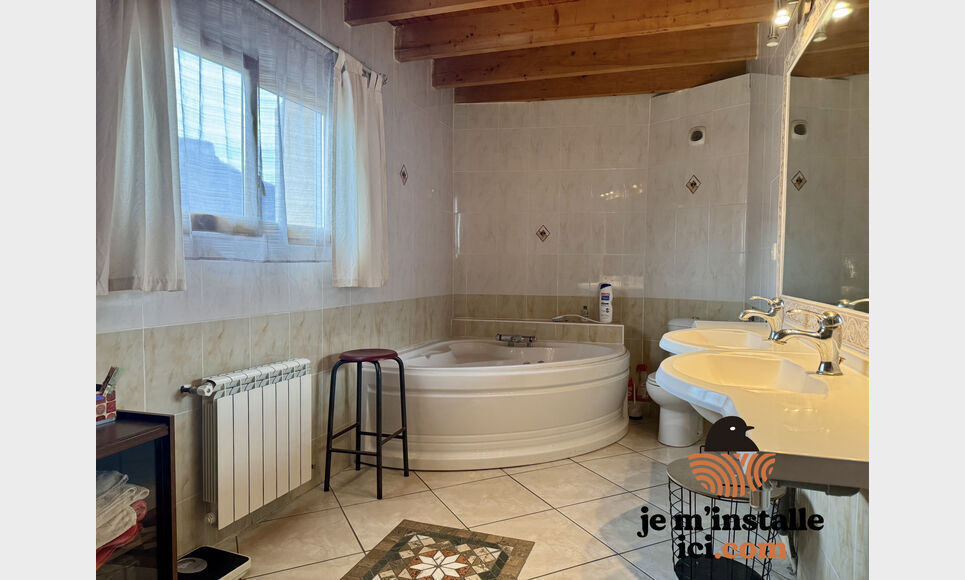 Ancienne b&acirc;tisse r&eacute;habilit&eacute;e   Voreppe : Photo 8