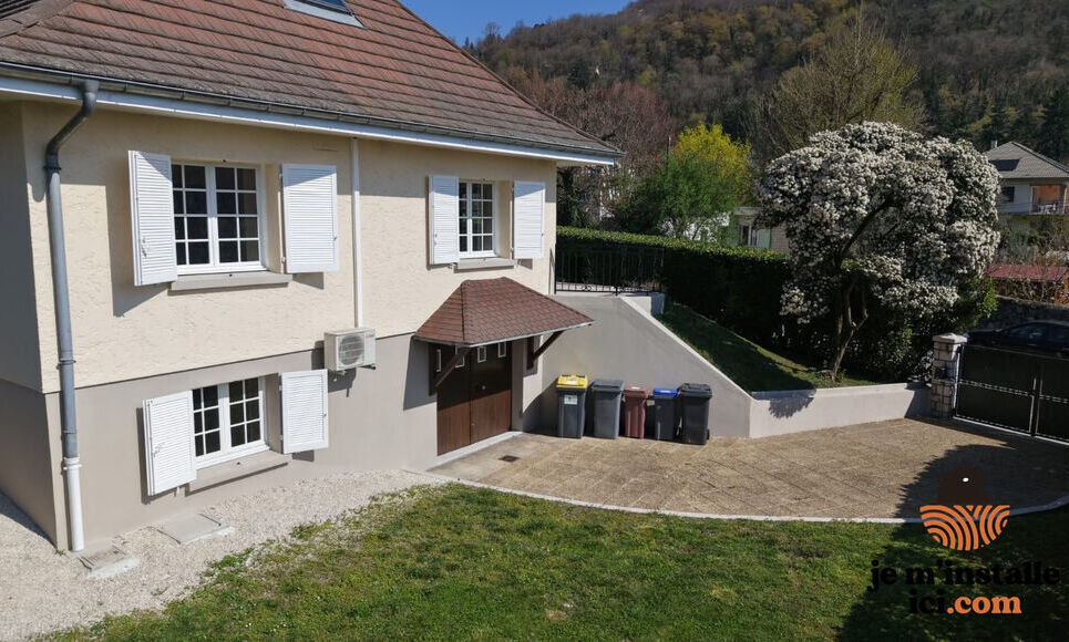 RARE &Agrave; LA VENTE   VILLA FAMILIALE EN HYPER CENTRE DE VOREPPE : Photo 2