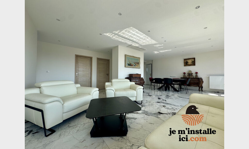 Appartement d'exception   T4 (ancien T5)   100 m2   Dernier : Photo 2