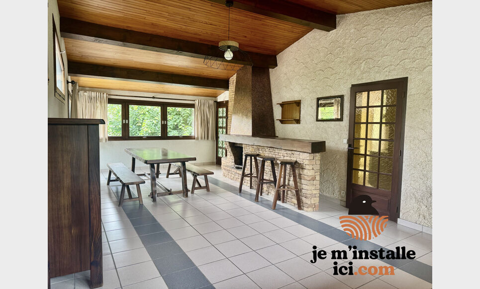 Villa de caract&egrave;re   251 m2 habitables   Piscine int&eacute;rieure : Photo 5