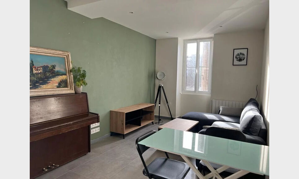 Appartement Meubl&eacute; de Type 2 - Emplacement Id&eacute;al &agrave; Voiron : Photo 5