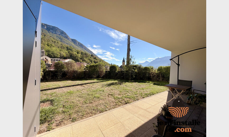 VOREPPE   T3 EN REZ-DE-JARDIN, SANS VIS-&Agrave;-VIS ET PROCHE DU C : Photo 1